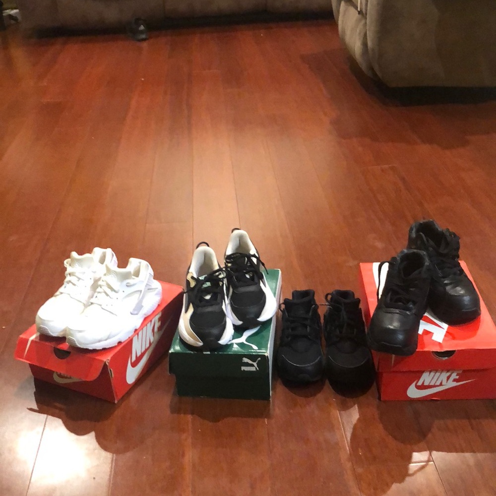Kids sneakers
